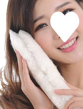 Load images into the gallery viewer,暖かい ふわふわ インソール ホワイト 白 選べるサイズ 22.5cm ~27.5cm 天然羊毛100% 中敷き もこもこ ウール 柔らかい ボアインソール 極厚 保温 防寒 吸水 防臭 ムレない 温かい 冷え性