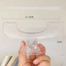 将图片加载到图库查看器,(訳あり アウトレット) ブッククリップ 2個セット 半透明 ブックストッパー ブック クリップ 教科書 楽譜 辞書 厚い本 開いたまま固定 読書用 ハンズフリー ページオープナー 耐久性 作業 勉強 受験 資格 レシピ本 楽譜クリップ 文房具 学生 学校 オフィス 送料無料