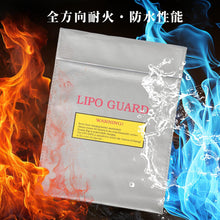 画像をギャラリービューアに読み込む, お得 2個1セット 最強防炎バック 予期せぬ火災 火事を防止 安全耐火収納ケース 【選べる2サイズ S M 】 自宅 火災 火事 車 予防 防災 バッテリー リチウム リチウムバッテリー モバイルバッテリー 安全 保管 セーフティー バッグ リポ リポガード 自宅 オフィス 車