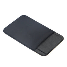 Load images into the gallery viewer,スマホ カードケース カード 収納 貼り付け 型 SUICA PASMO スイカ パスモ 通勤 通学 カード 入れ パス ケース iPhone シリーズ 対応 アイフォン アンドロイド スマートフォン 背面 カードホルダー シンプル 使いやすい 便利 お出かけ 旅行 アウトドア プレゼント JR バス