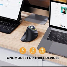 Load images into the gallery viewer,トラックボール マウス 人差し指 Bluetooth 無線 USBドングル bluetooth Wi-Fi ワイヤレス マウス マルチデバイス 対応 長時間 PCを使う人向け DPI 静音 負担減少 バッテリー内蔵 USB 縦型 無線 光学式 Windows MacOS 対応 無線 黒 ブラック
