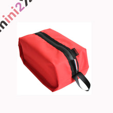 Load images into the gallery viewer,使いやすい しっかり生地 シューズバッグ 防水 止水ファスナー ファスナー付き 選べる5色 コレクション スニーカー バッシュ