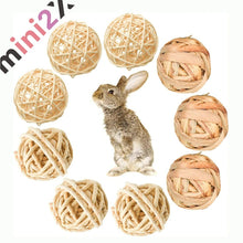 Load images into the gallery viewer,9個入り おもちゃ ハムスター ウサギ 草編みのボール 安心 安全 天然素材 手作り ブランチラタンボール ラビット ナチュラル 噛む玩具 天然素材 ストレス解消 ストレス発散 健康 モルモット 鳥 ネコ 動物 アニマル 玩具 オモチャ げっ歯類 プレゼント ギフト 贈り物