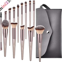 Load images into the gallery viewer,プロ御用達 メイク ブラシ 14本 セット 化粧 ポーチ 付き 化粧ブラシ メイクブラシ 高級繊維毛 柔らかい メイク筆 多機能 メイクセット コンシーラーブラシ アイシャドーブラシ ファンデーションブラシ 敏感肌 持ち運び 出張 便利 旅行 レディース 女の子 女性 贈り物
