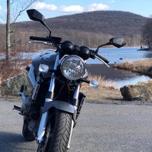 Load images into the gallery viewer,バイクミラー 汎用 左右セット M10 M8 正ネジ 逆ネジ 8mm 10mm バイク ミラー ハンドルクランプ ミラーホルダー 付き 22mm ハンドルバーミラー バックミラー ブラック カワサキ ヤマハ ホンダ スズキ オートバイ カスタム パーツ オフロード 原付 自転車 見やすい 送料無料
